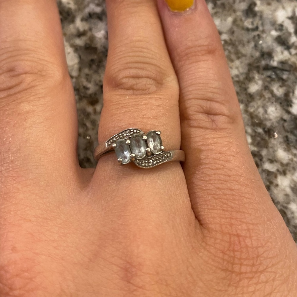 Stirling Silver 3 Stone Ring